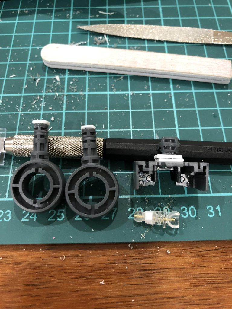 首、胴、足首延長してます