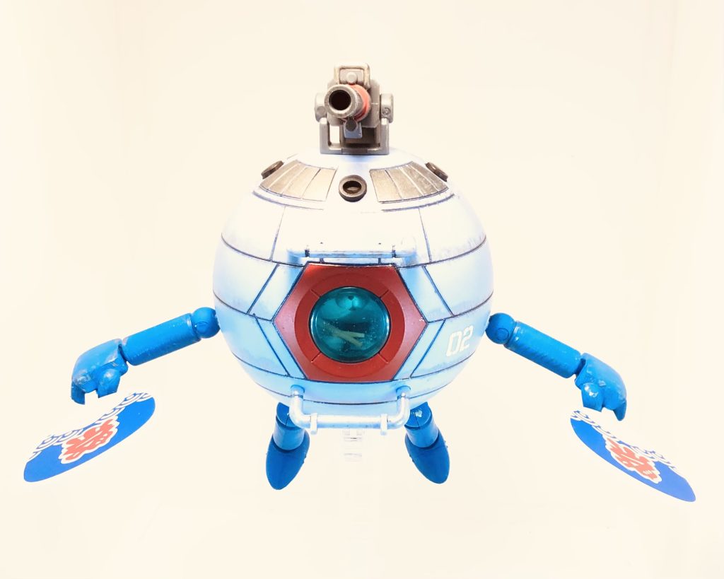 どーもーっ、tomです！ボールでアラレちゃんのピンポン号を作りました！