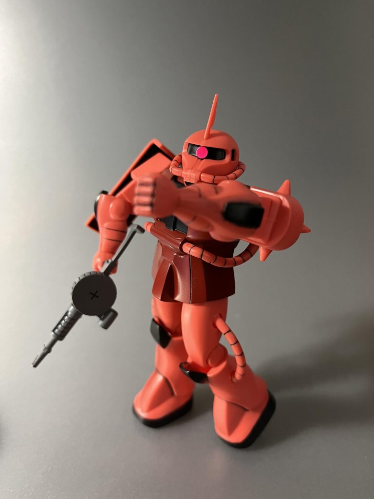 旧キット　シャア専用ザク　1/144–4枚目/制作者：tuna