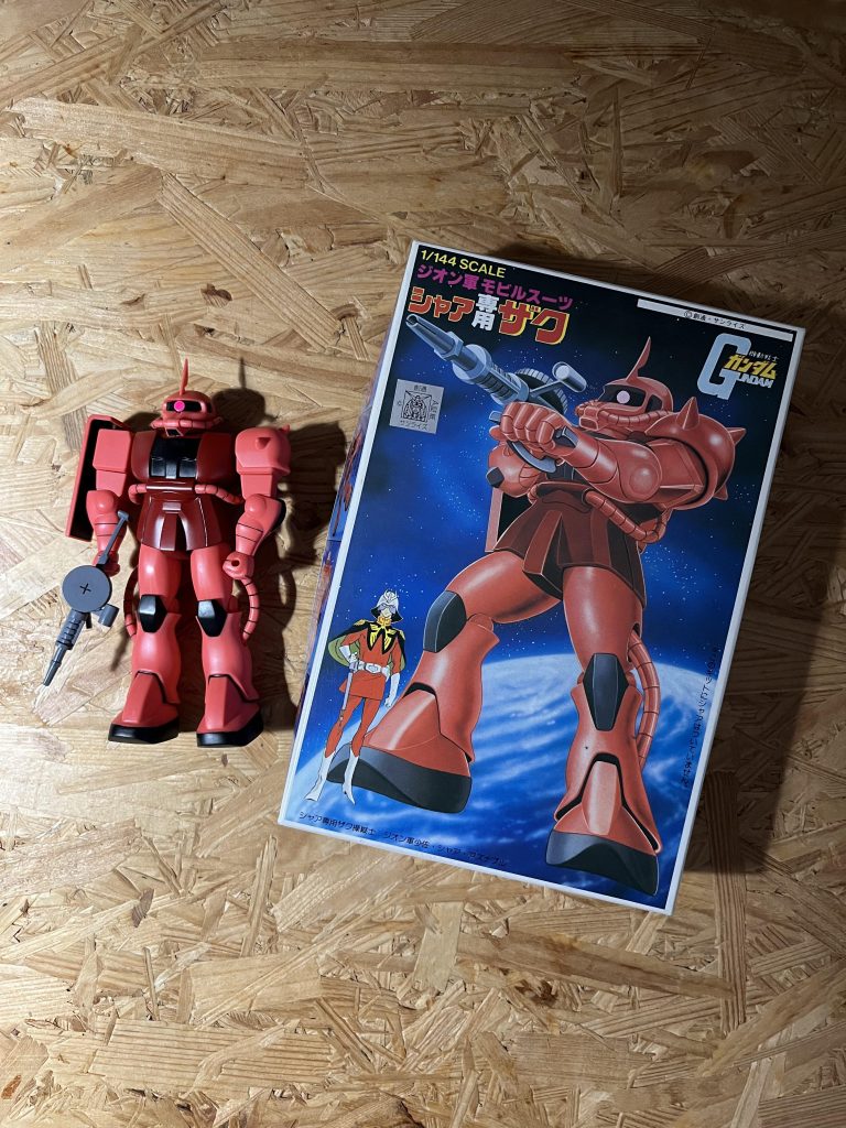 旧キット　シャア専用ザク　1/144–5枚目/制作者：tuna