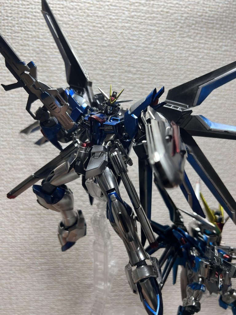 SDEXライジングフリーダムと次はイモータルジャスティスをキャンディ塗装仕上げに挑戦します!