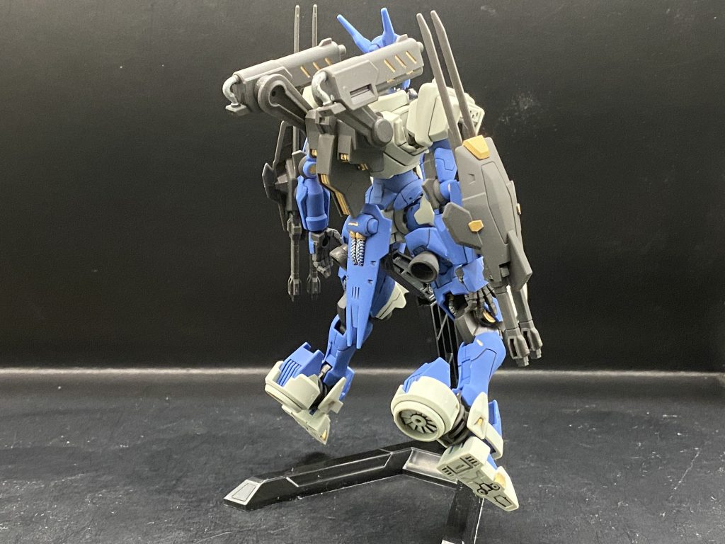 全身を前後からグレンゲが両手にしたぐらいの簡易ミキシングなので特に違和感もなくいい感じにマッチしてます。