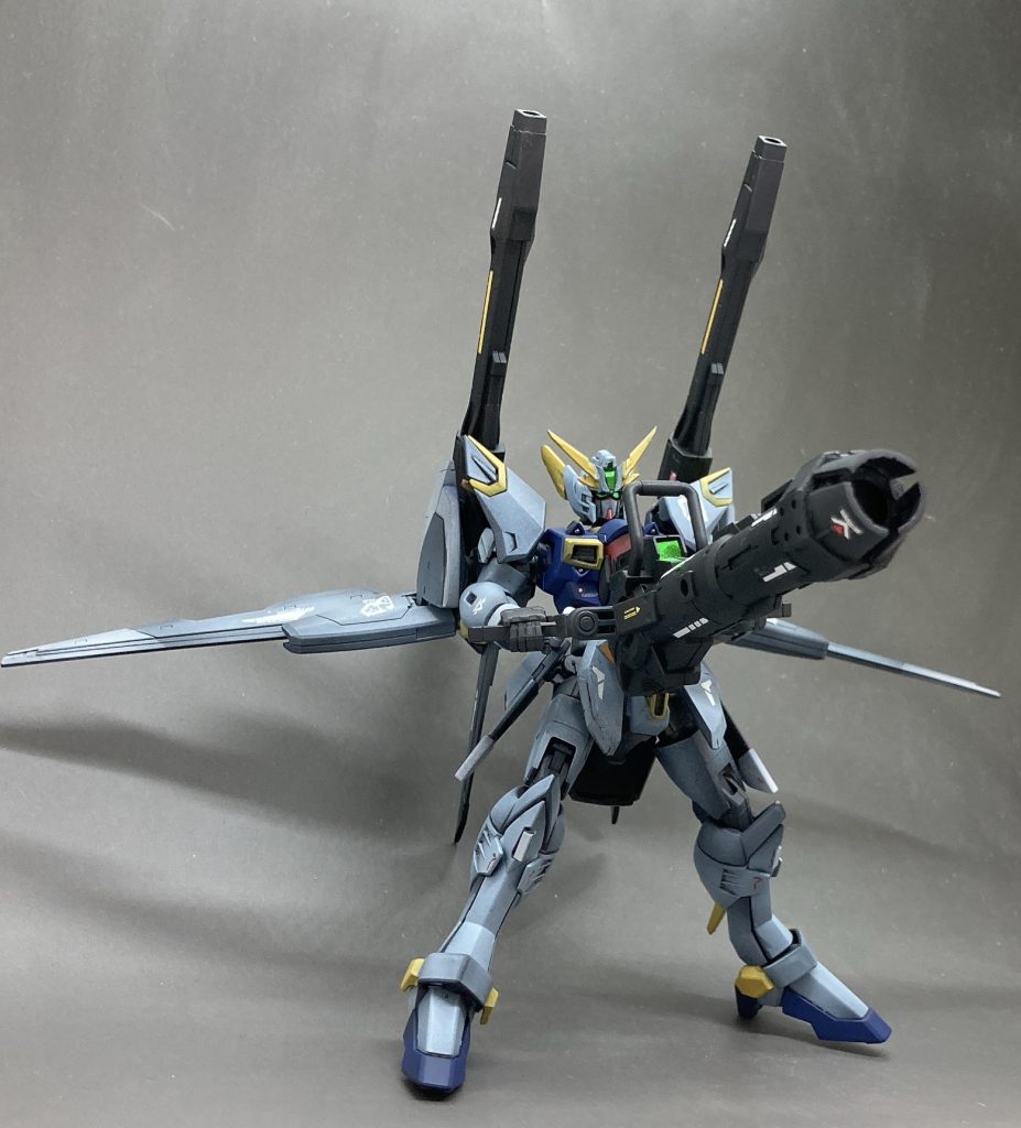 そしてフル装備形態。追加ウィングはアイズガンダムのもの。