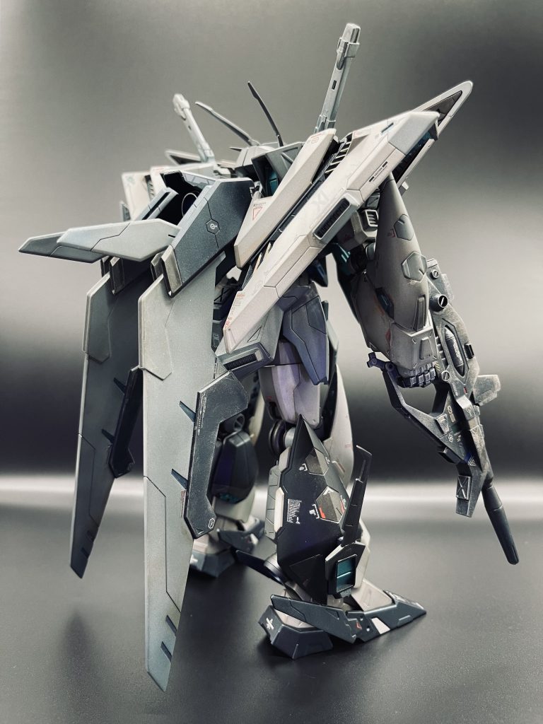 クスィーガンダム 