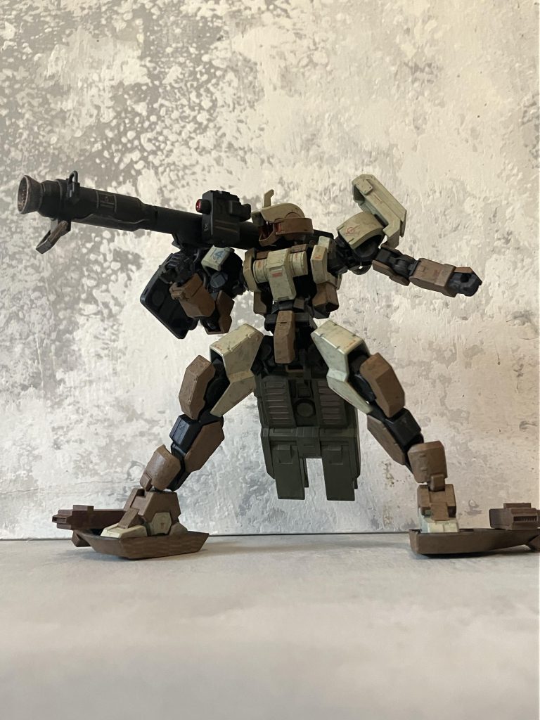 ゲイレールは価格が安いのですが可動域もあり組み易くて、めちゃいいキットですので見つけたら買いですよ☺️