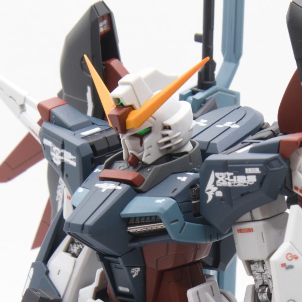 デスティニーガンダム