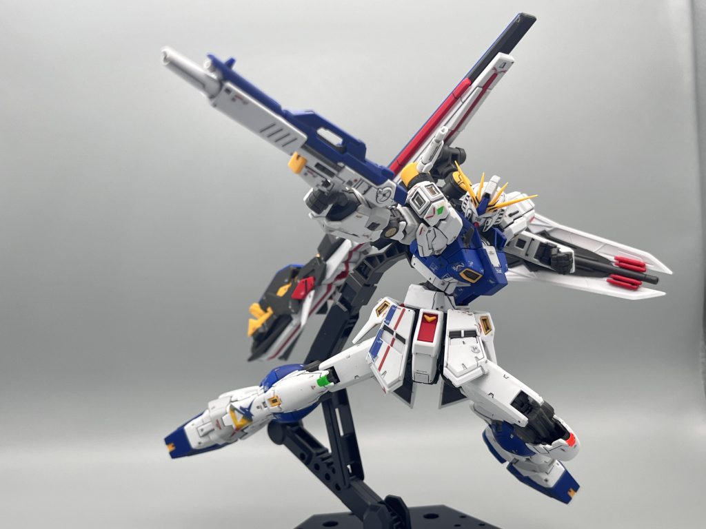 ポージング!よく動くのでビシッと決まります。