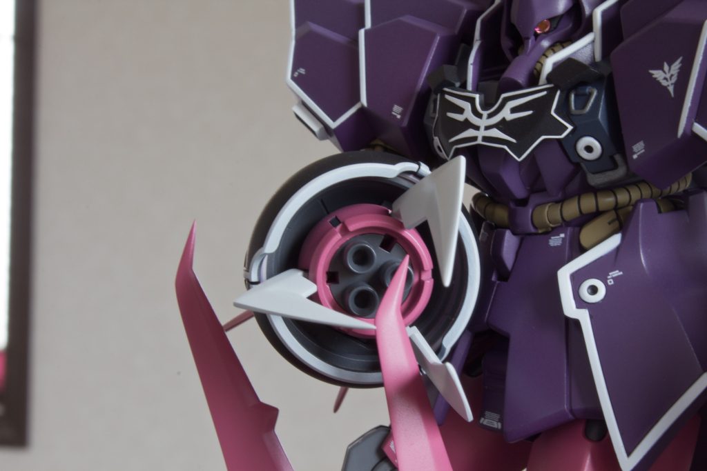 キットはあちこち尖ってるので削り倒しました（笑）