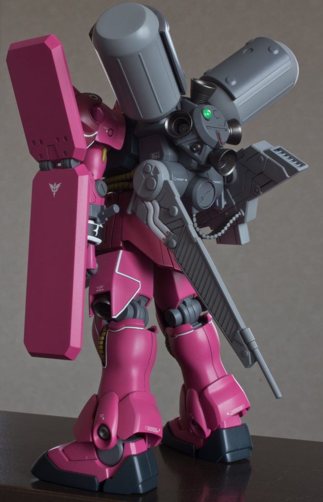 どこから見ても隙のないカッチリとした造形は見事でやっぱり個人的には傑作キットだと。。