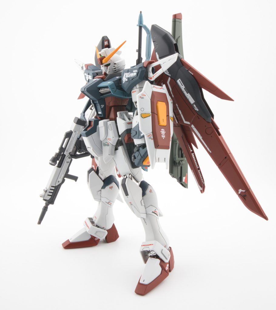 デスティニーガンダム–4枚目/制作者：HerGrayMetal