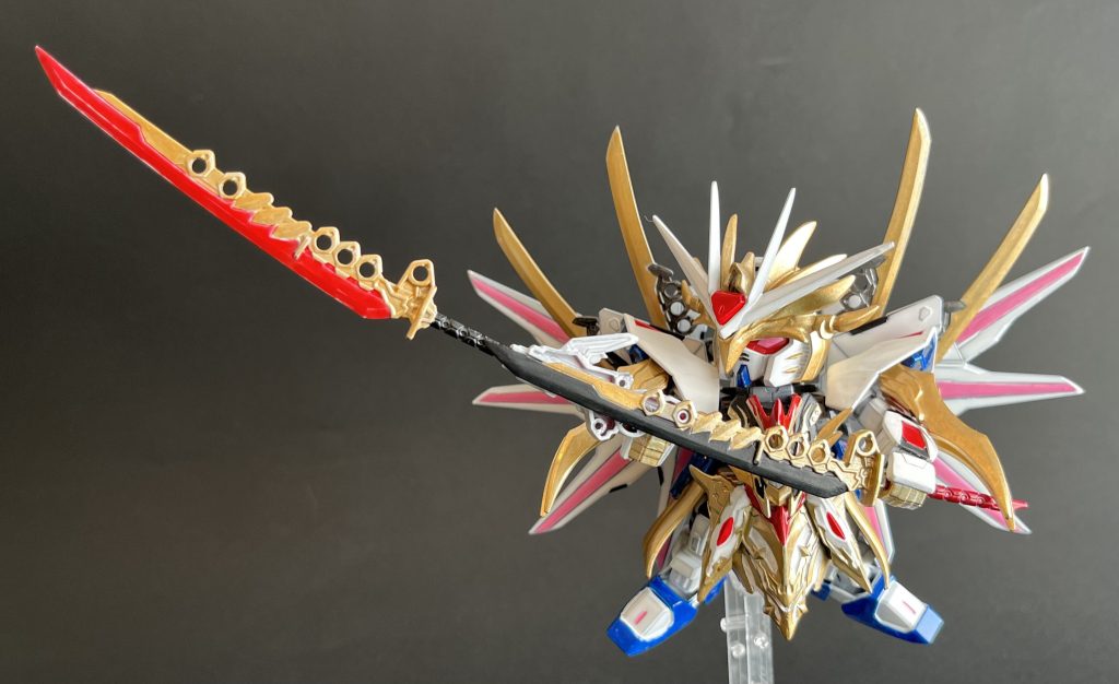 暴れ回る巨大な聖機兵他の騎士ではまるで歯が立たないしかしマイティー騎士の称号は伊達では無い狂気の怪物をまるで人形相手の様にただ静かに斬り伏せる