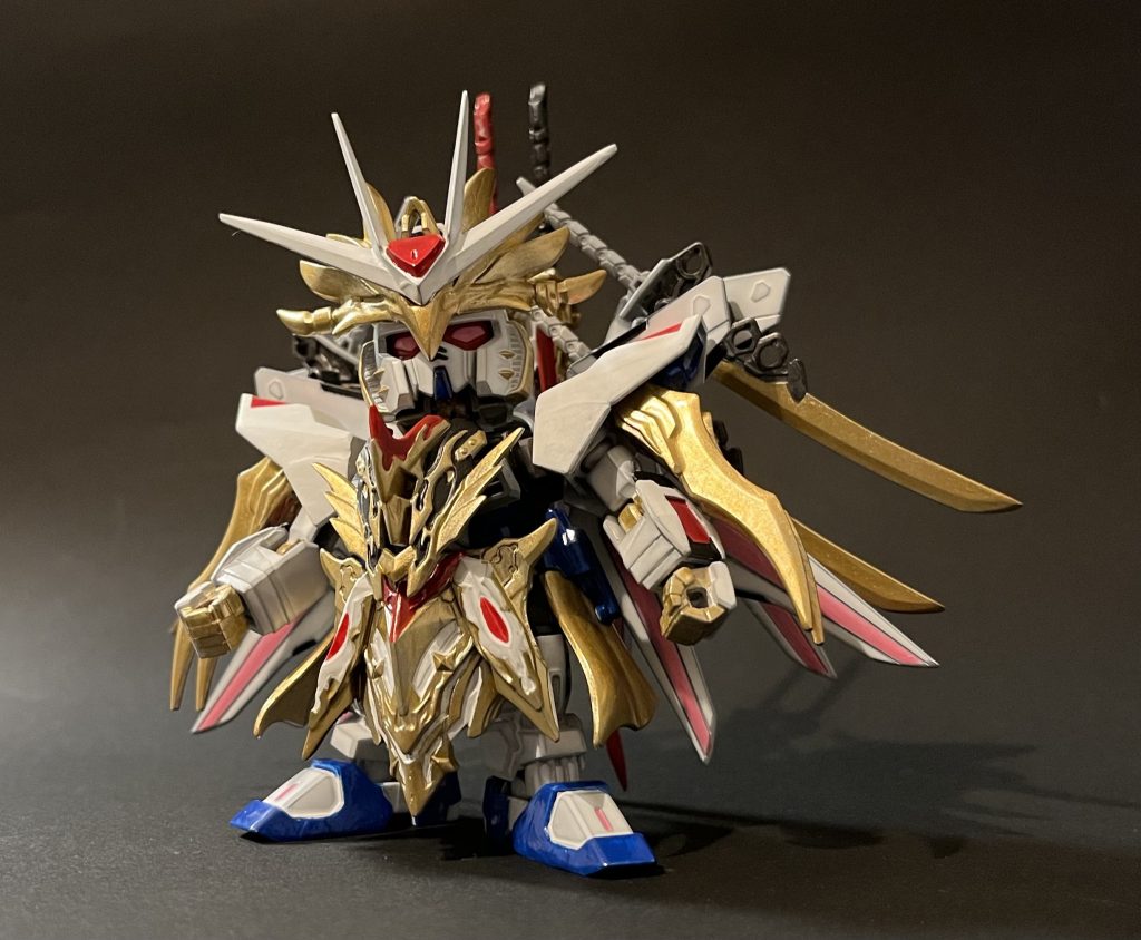 [ 納刀モード ]自由を愛するマイティー騎士フリーダム本当の平和を探し続ける彼はコンパスを片手に今日も旅をする