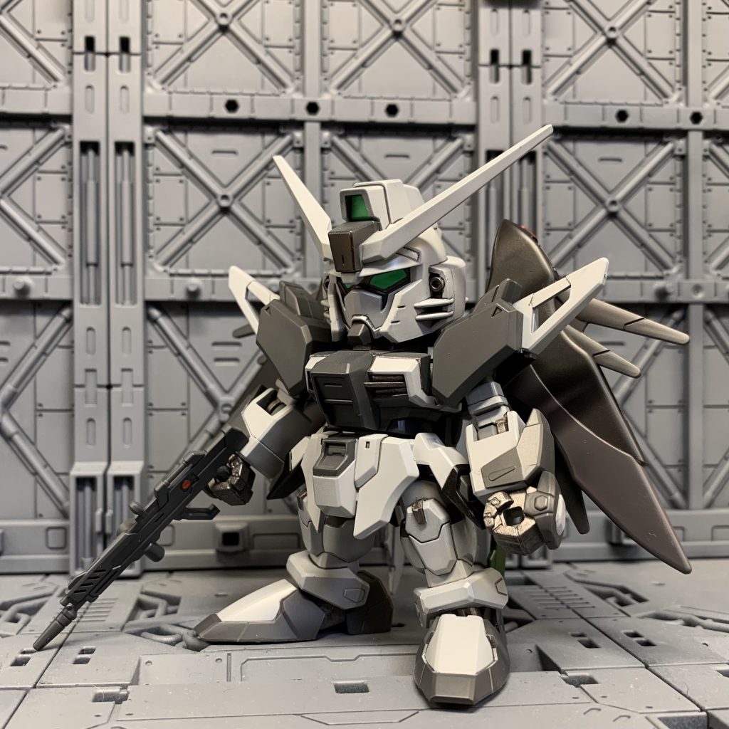 前情報なんも見ないでSEED FREEDOM観に行ったのでデスティニー出てきてめっちゃテンション上がったし、なにより愛機と再会して嬉しそうなシンとその後の無双っぷりがとても良かったですね!そんなわけで映画観てデスティニー作りたい欲が出たので売り場に残ってたSDEXを買ってきたわけなんですがキッチリと塗装するのは面倒くさい…そうだディアクティブモードなら細かいところ端折っても目立たないんじゃね?って感じでサクッと塗装を