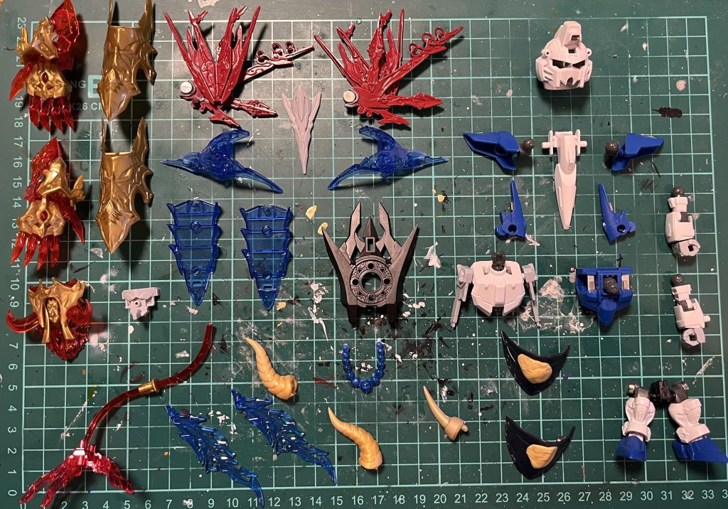 後でズゴックぽい物を被せる為に磁石を３０個くらい使用してます