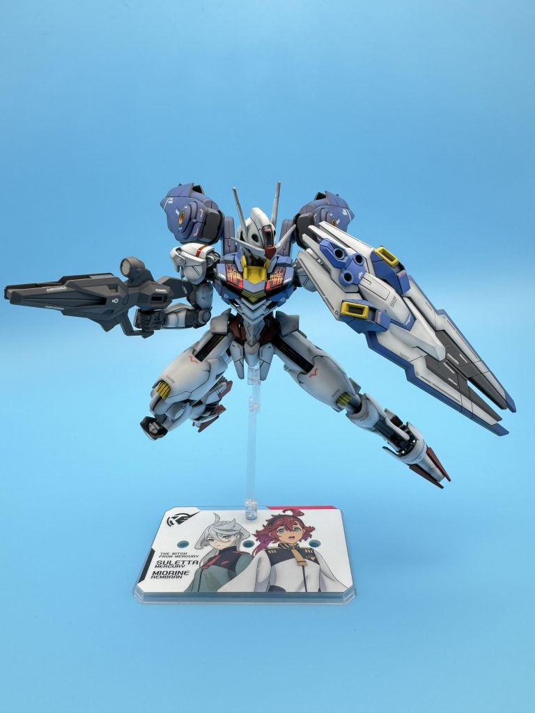 水転写式デカールも貼りました。