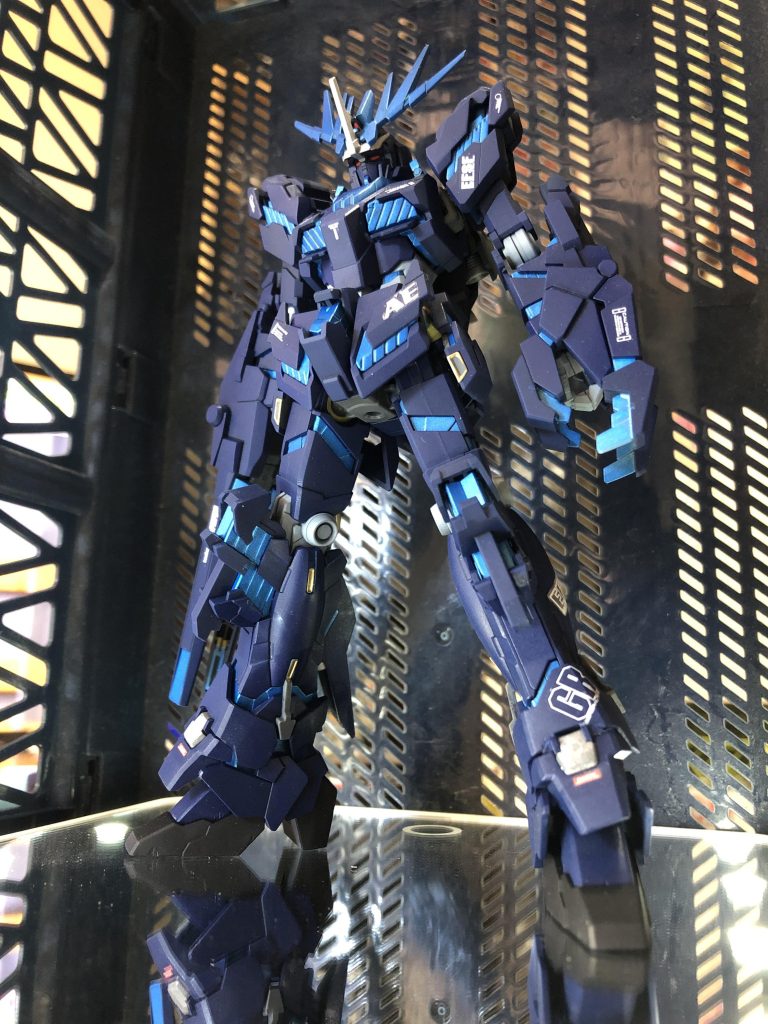 青いバンシィ–7枚目/制作者：真樹京介