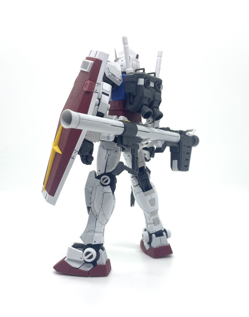 RG 1/144 RX-78-2 GUNDAM–4枚目/制作者：KNIGHT KINGZ