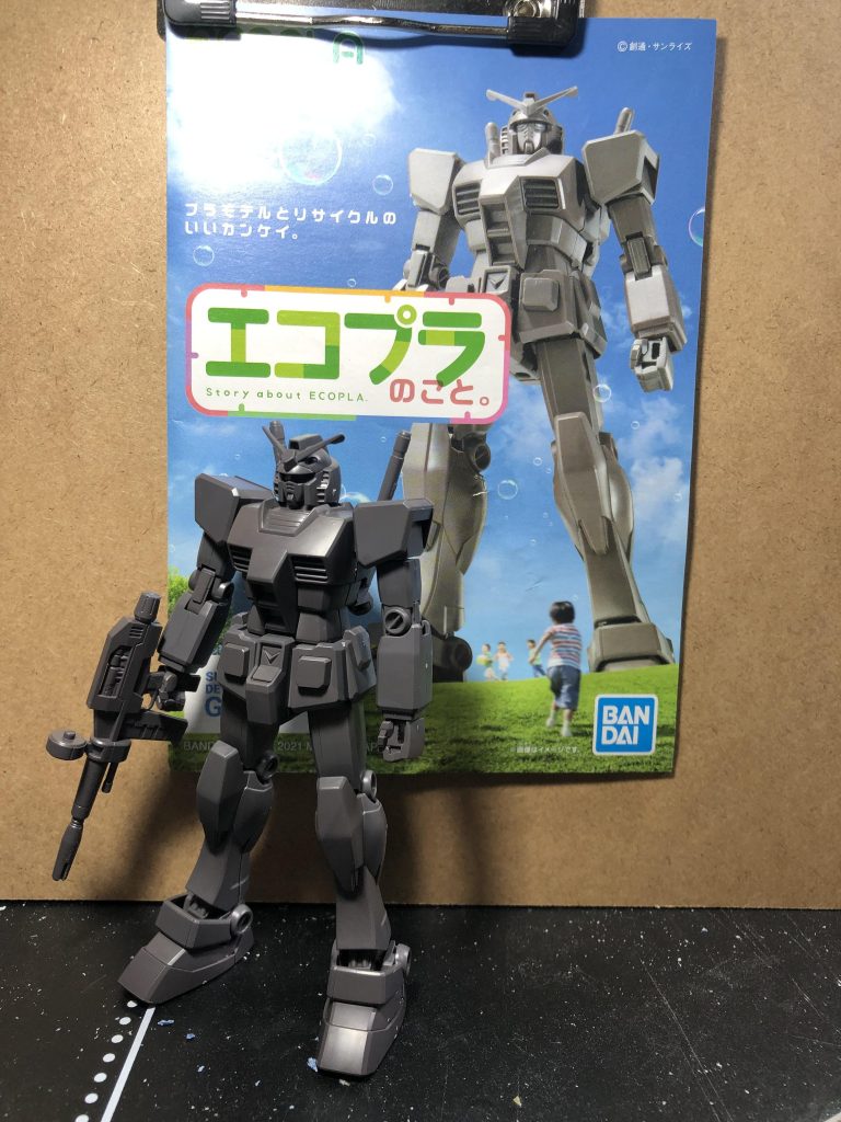 友人に貰ったモノを仮組この時は冗談でパーフェクトガンダム作ろうかなって喋ってましたがw