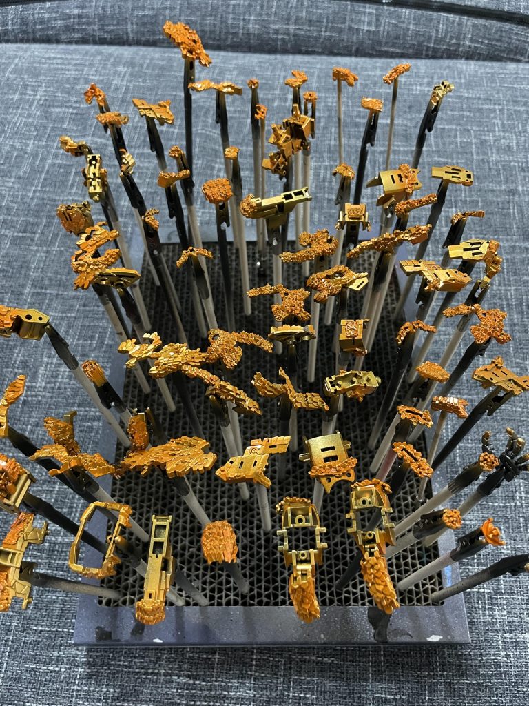 サイコフレームはほんの一部だけABSで気楽に塗装できました。フレーム、関節はABSでしたが😅