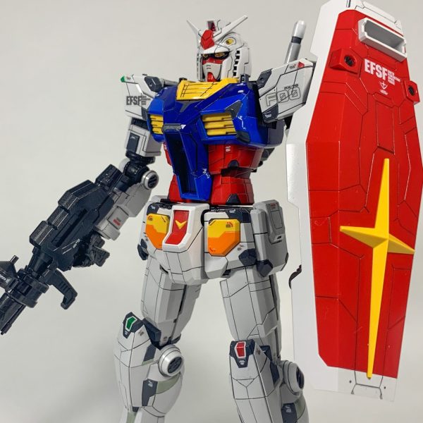 1/100 RX-78F00ガンダム（横浜ガンダム）