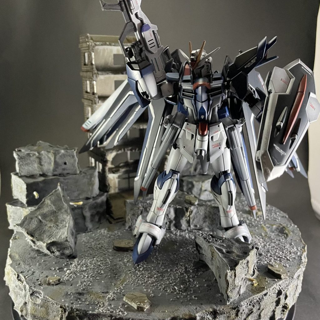 hgceライジングフリーダムガンダム 　ジオラマ ライジングフリーダム・ジオラマ｜ハウートさんのガンプラ作品