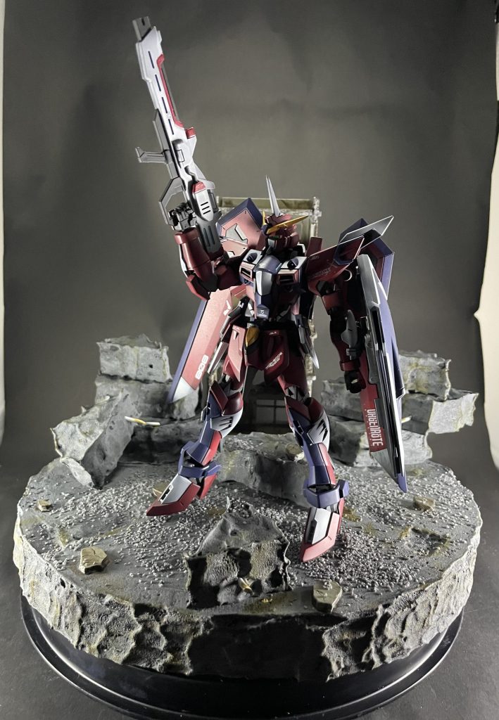 ライジングフリーダムの時に作ったジオラマに乗せています🎵