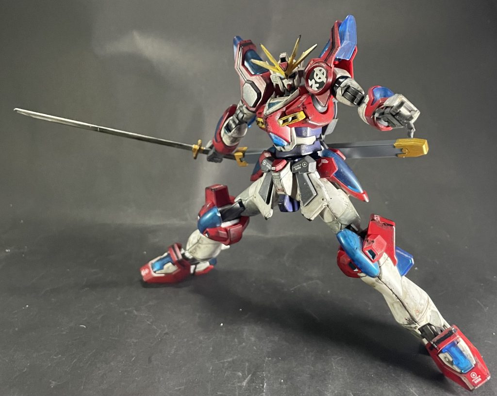 可動域の広いキットだったので、エナメル塗料による割れが怖かったので、全て水性ホビーカラーでウェザリングしました!