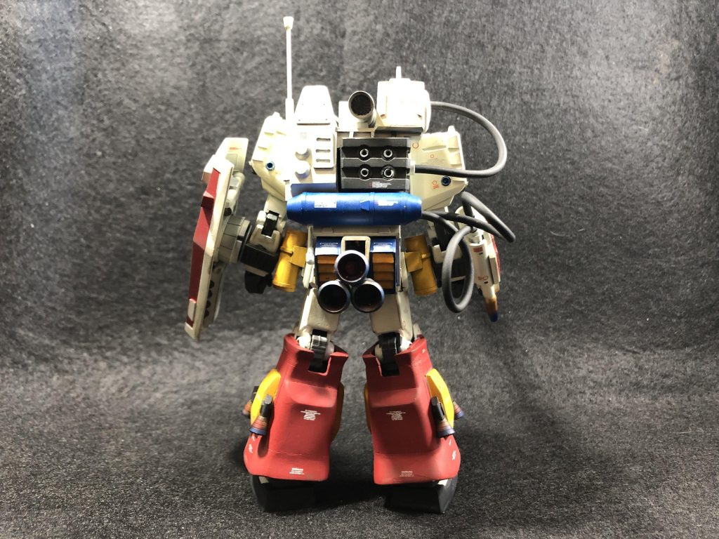 バックパックはMGを参考に製作してます