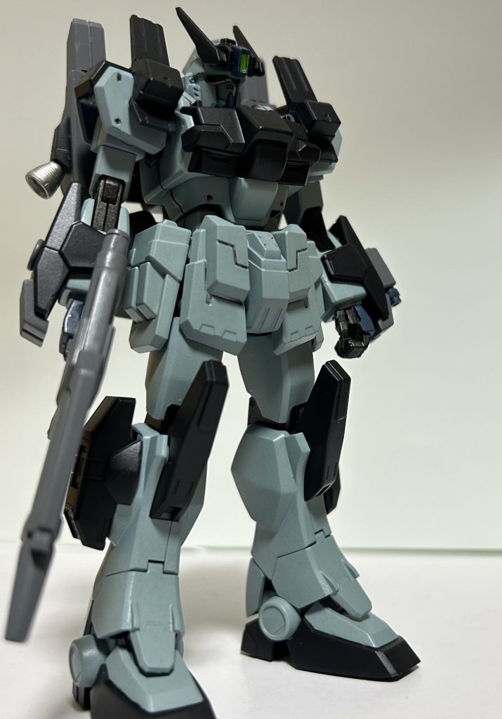 つま先と、かかとはEz8から持ってきました😗胸下の機銃?みたいなのは好みではなかったので削ってパテ埋めしました🥲