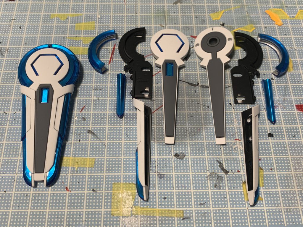 裏打ちはフラットブラックで塗ってます。