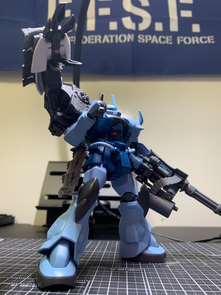 右舷強攻型グフカスタム_試作型クロドアーム装備