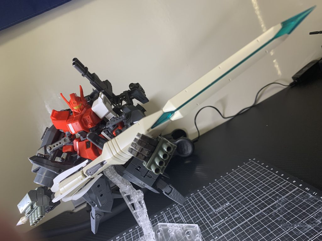 -フルウェポンモード「:YATAGARASU」-バックパックにソリッドビーク、両腕にインパクトアクトナックル、両脚をレイジングブースター、超大型ロングランスを装備。コトブキヤさんのメガミデバイス アリス・ギア・アイギスのランス装備させてます。