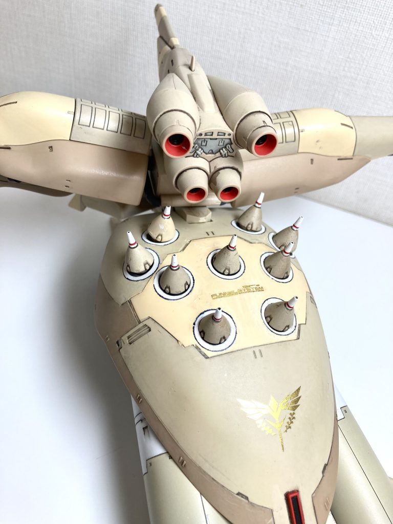 ファンネルの接続部の周りを白く塗り分けたところぎ気に入っています。