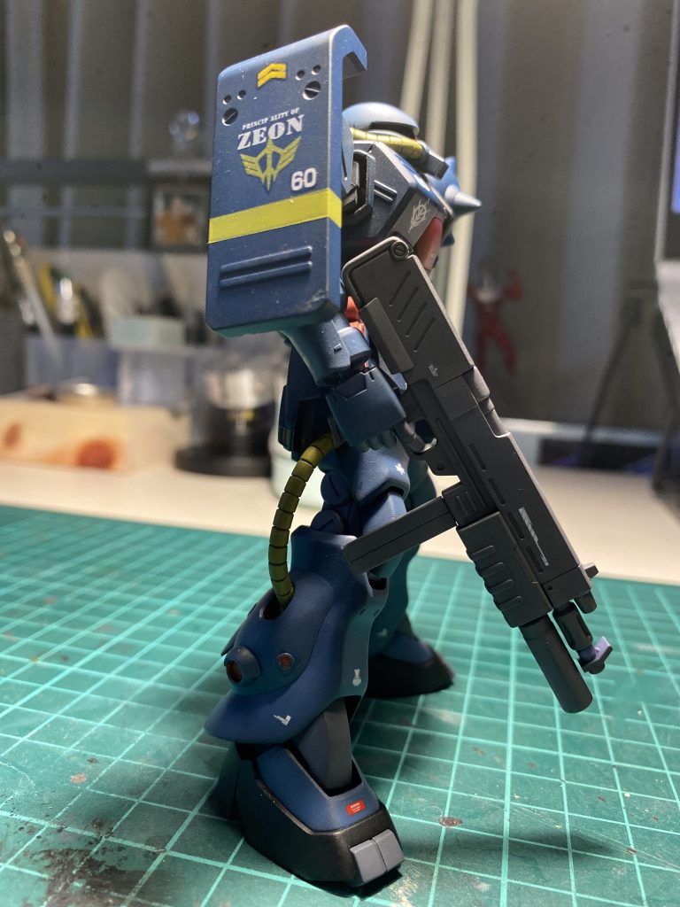 足がちょっと細い気がしますね🐣