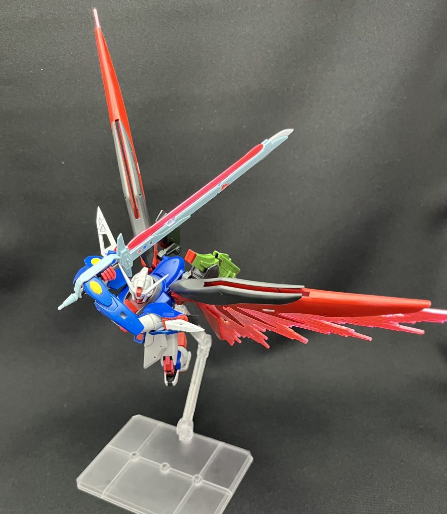 アンテナ、アロンダイト、ブーメランをプラ板でシャープ化しています。