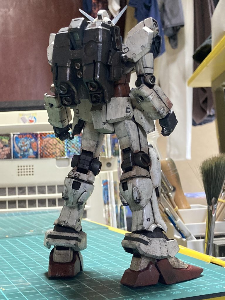 背面