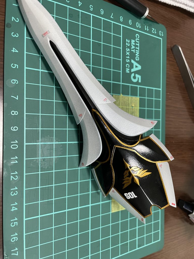 エングレービングはエナメル拭き取りで塗装盾が3回やり直し😅それでもうまくいかず😱他の拭き取りはうまくいっただけに残念😅