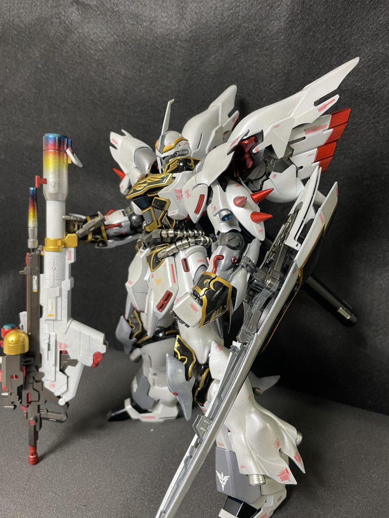 MGシナンジュ パールホワイト仕様–3枚目/制作者:どヘルニア・マックス・ウェル