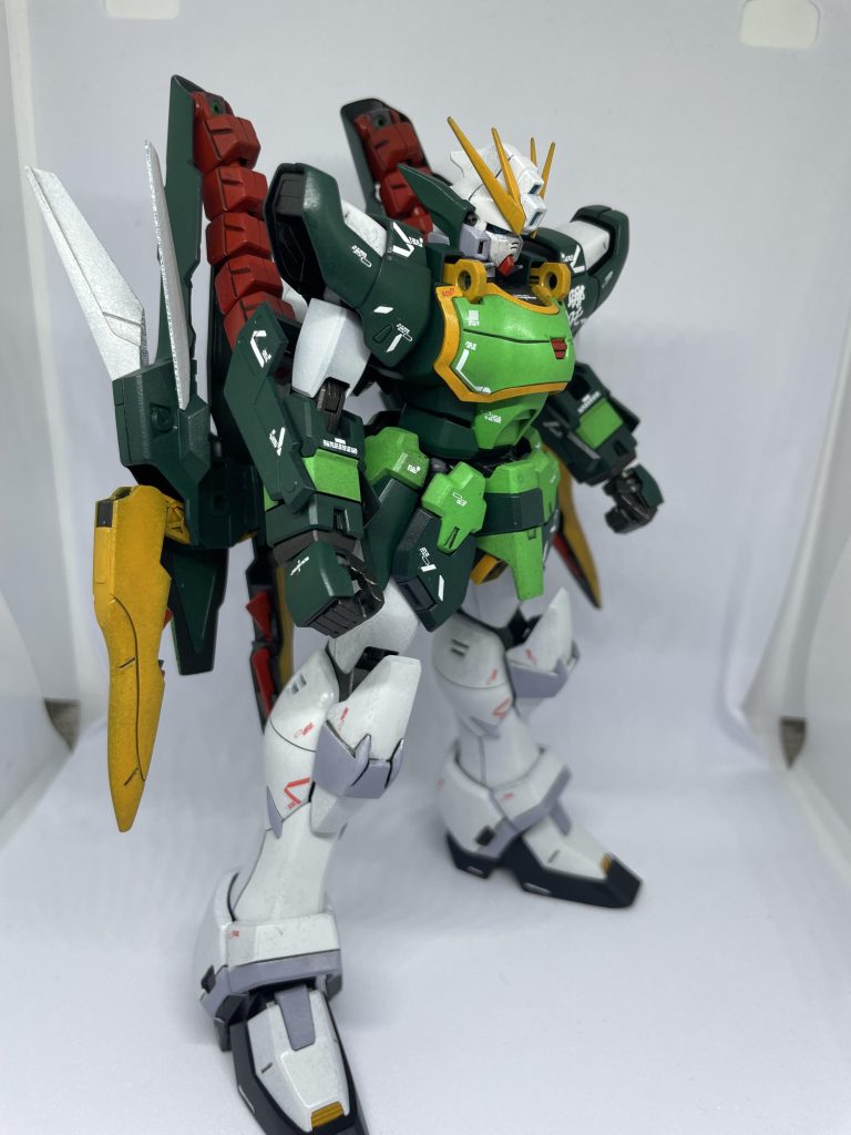 アルトロンガンダムEW–4枚目/制作者：どヘルニア・マックス・ウェル