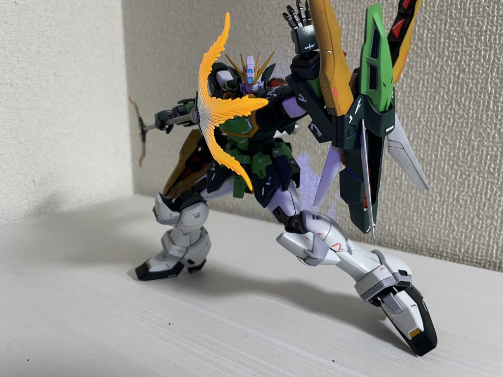 ブラックライトで反応します。