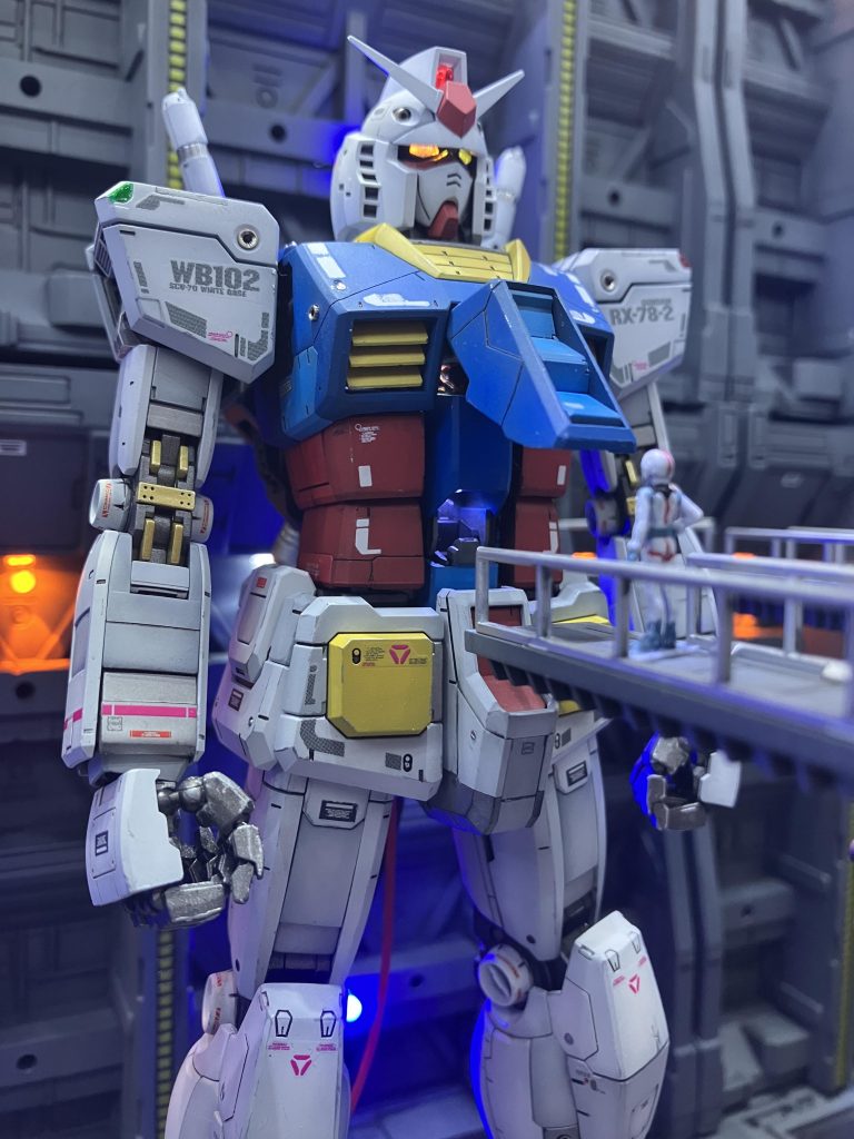 黒立ち上げ塗装LED埋込各種金属パーツによるディティールアップ等弱目のウェザリングによる質感表現