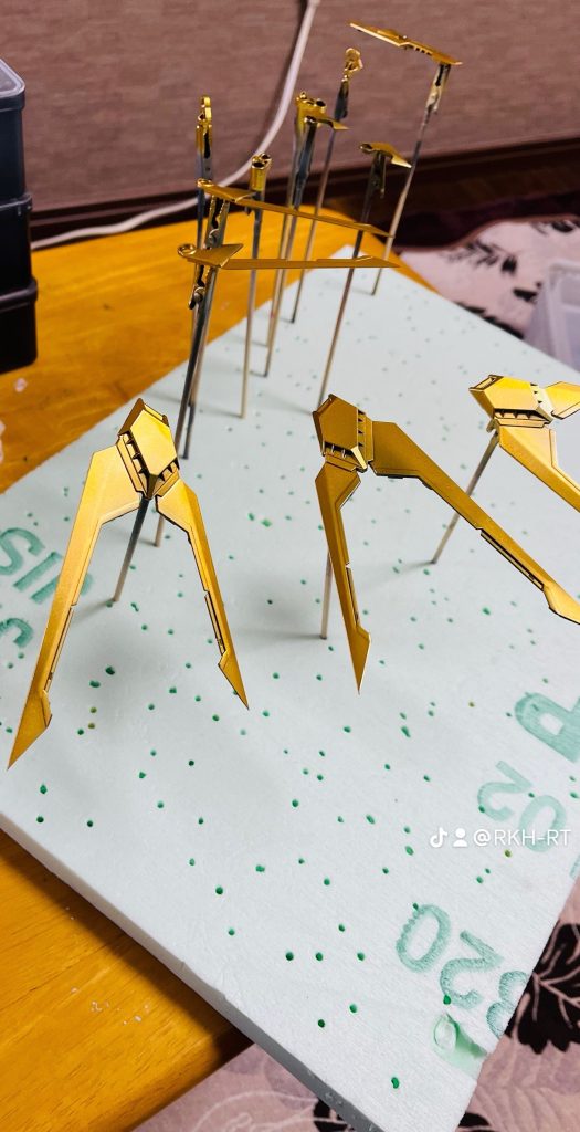 バックパックはフィニッシャーズの青金にエッジはガイアのスターブライトゴールド。