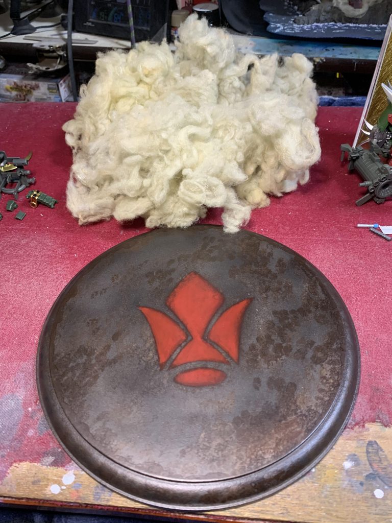 いらなくなった綿と鉄華団台座。もったいないので何かに再利用します。