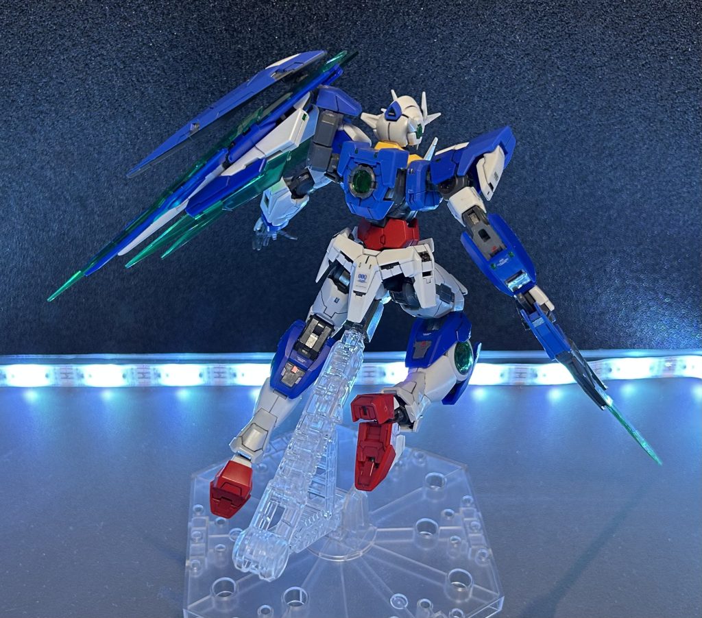 RGダブルオークアンタ–5枚目/制作者：ペーぺーモデラー