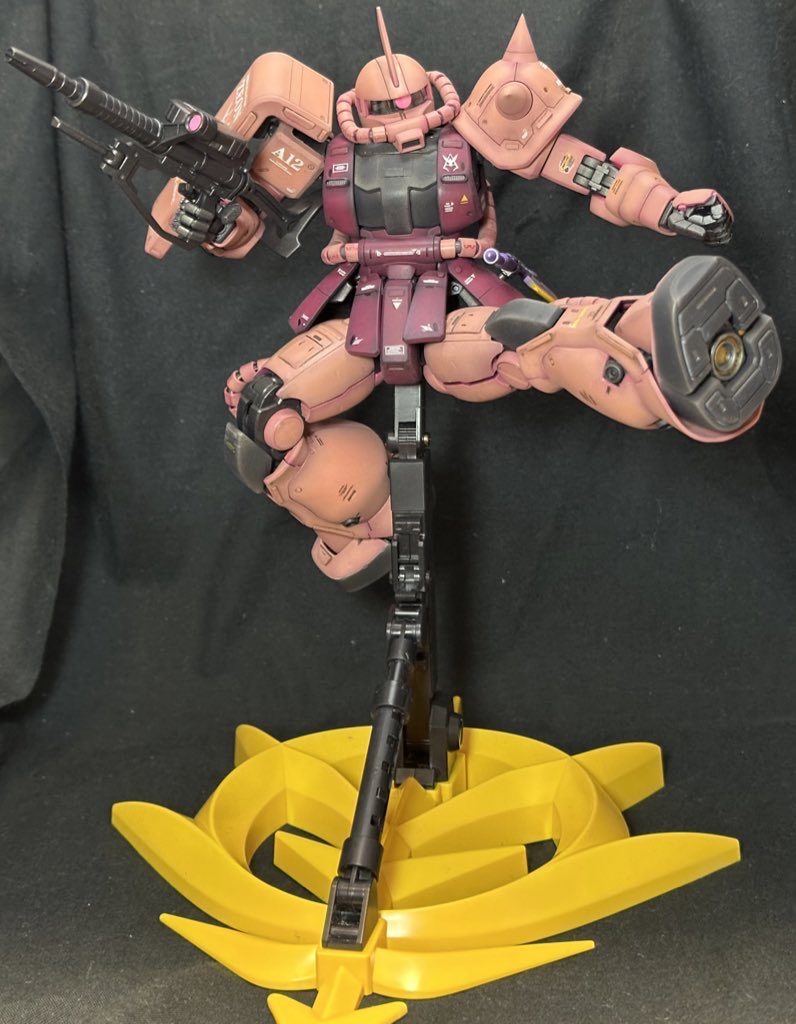 シャアザクといえばやっぱりキック!!