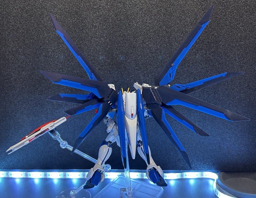 ライジングフリーダム–4枚目/制作者：ペーぺーモデラー