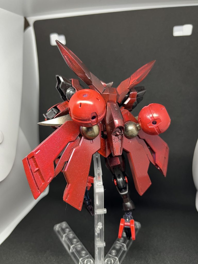 お、お背中にり、　りんごを背負って登場