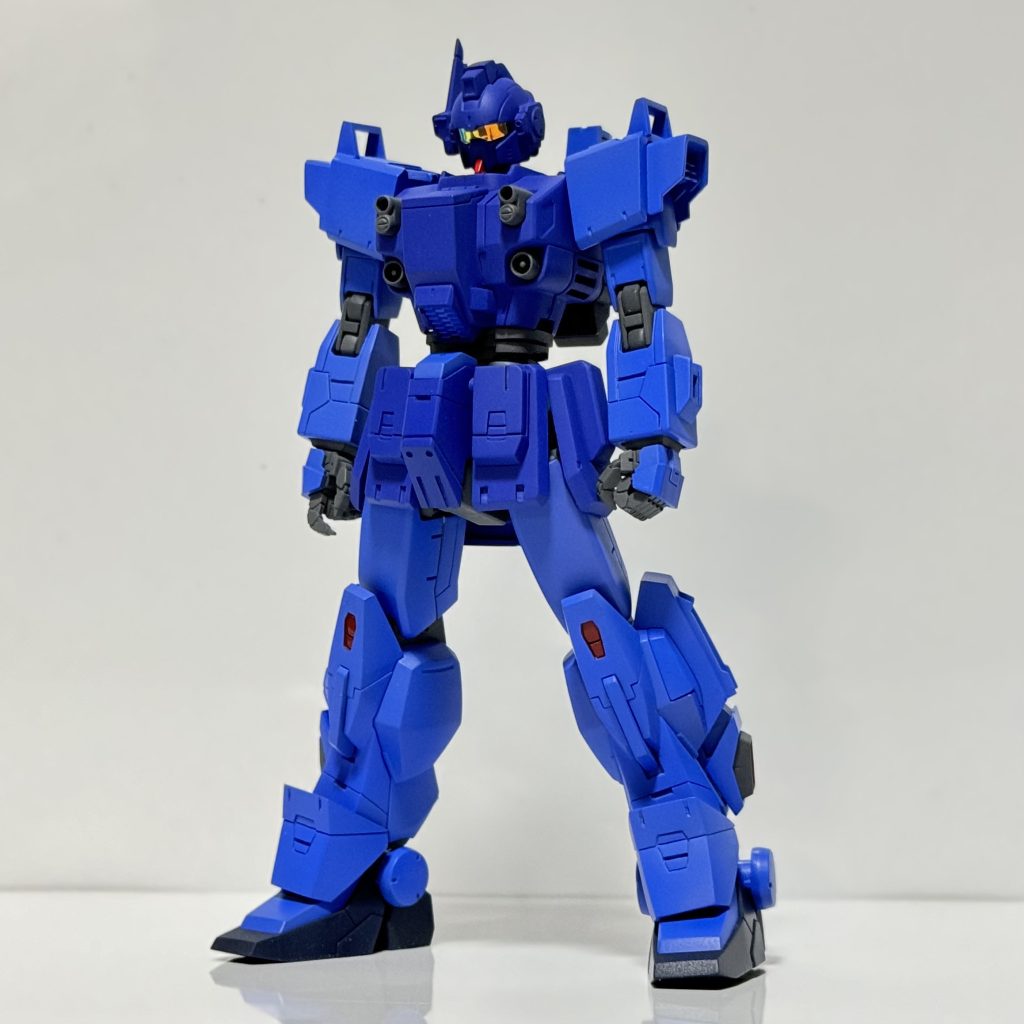 EXAM起動時に固定です赤いゴーグルだとあの恐怖感が蘇ってくるので笑ミラージュシールを貼っていますユウの優しい感じをゴーグルで、頼れる隊長感をヒーロー体型でって感じを意識してみました