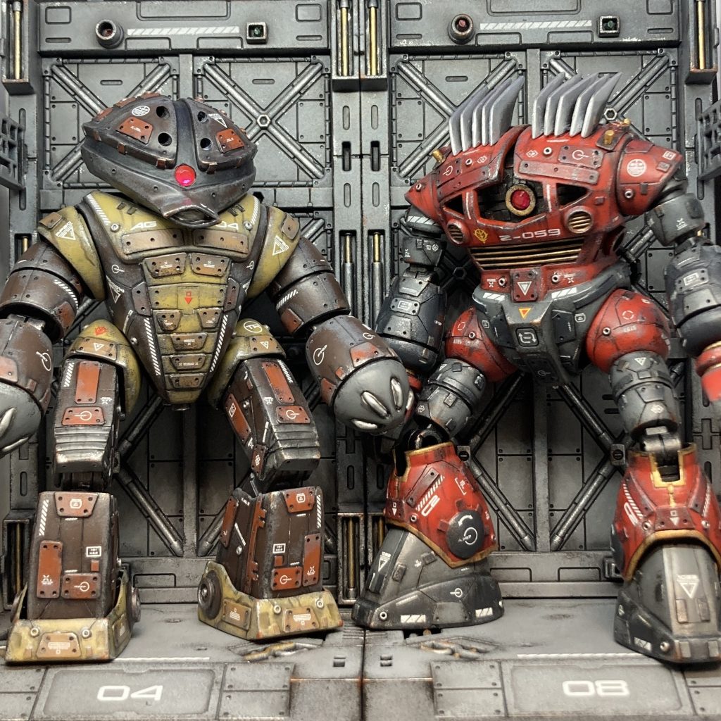 百均のディスプレイベースをバックに。