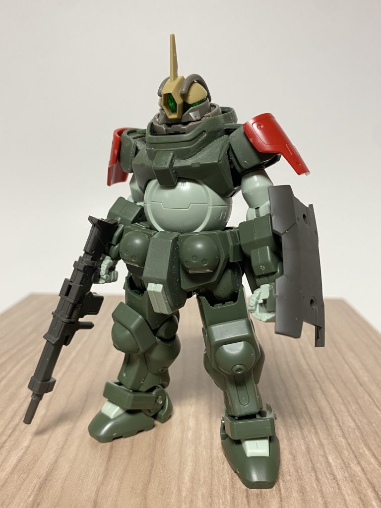 ここからは例によって進化の過程を。始まりのパチ組み。頭部はデミバーディングを使うと決めてました。